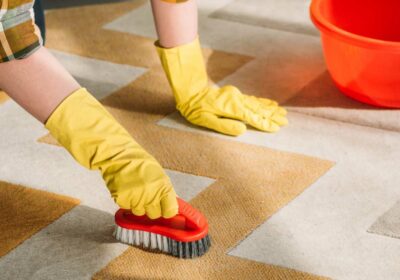 Você sabe como limpar tapetes corretamente?